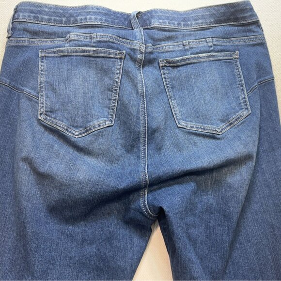 Torrid Women Bombshell Skinny Jeans Sze 16R Blue Denim Stretch Button Fly Casual - Picture 10 of 12